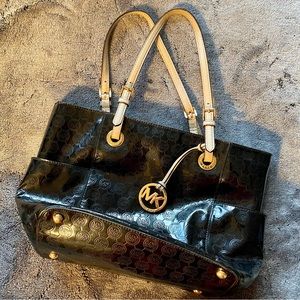 Michael Kors tote, like new!